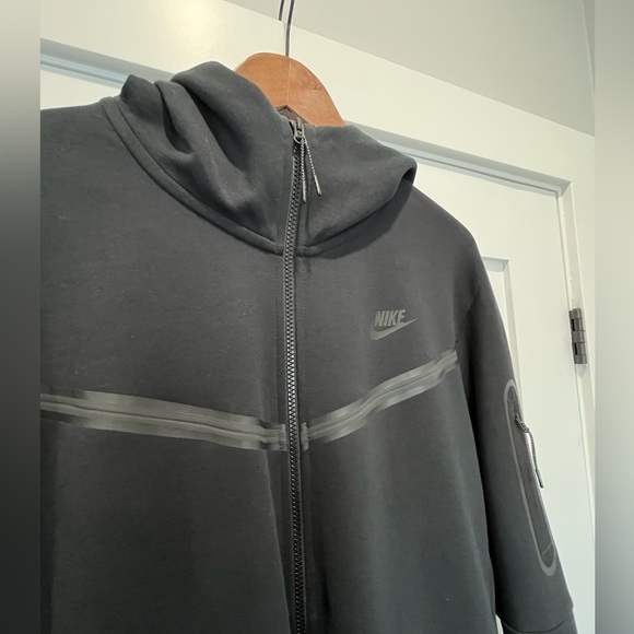 New without tags.  Men’s Nike tech fleece Windrunner zip up - Picture 2 of 8